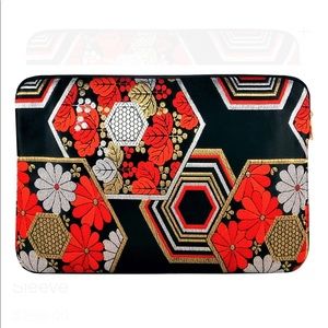 Amaririsu 15-inch MacBook Pro Sleeve